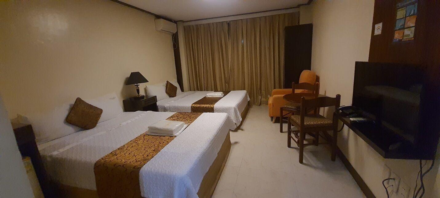The Shila Philla Hotel 마카티 외부 사진
