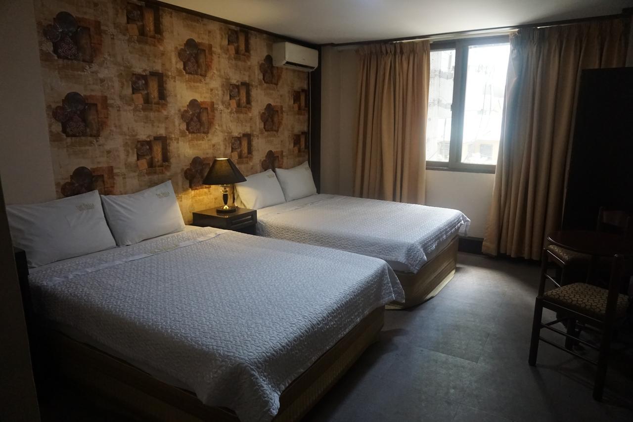The Shila Philla Hotel 마카티 외부 사진